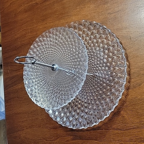 Two tiered dessert plate peacock feather pattern - Picture 2 of 5